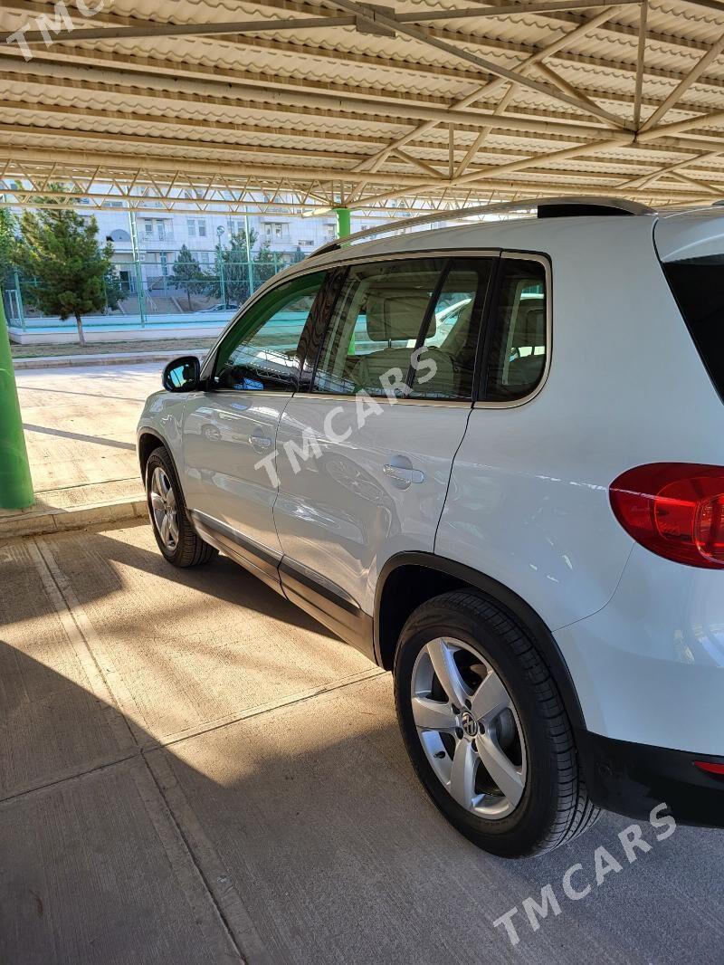 Volkswagen Tiguan 2012 - 200 000 TMT - Aşgabat - img 2