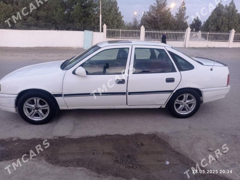 Opel Vectra 1990 - 28 000 TMT - Бахарден - img 3