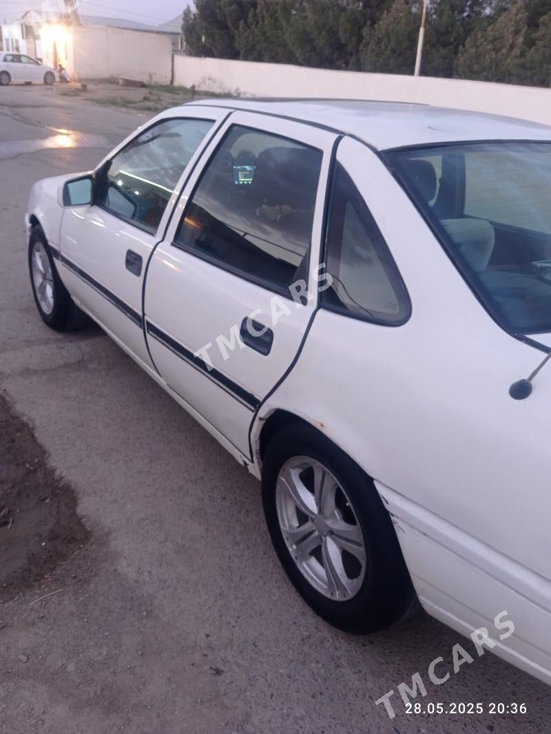 Opel Vectra 1990 - 28 000 TMT - Бахарден - img 2