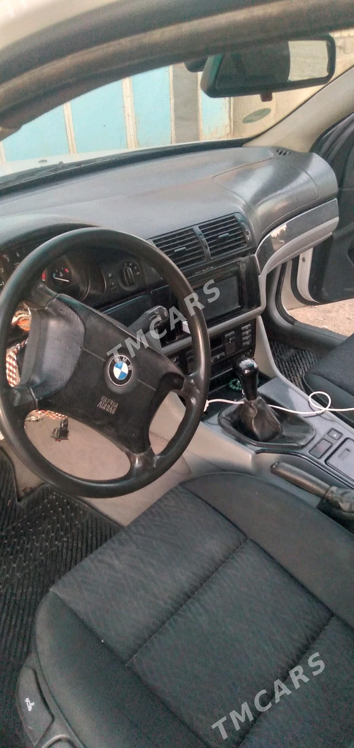 BMW 525 1998 - 65 000 TMT - Теджен - img 3