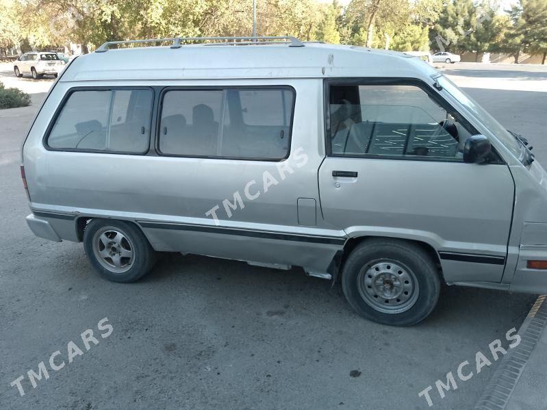 Toyota Town Ace 1987 - 11 000 TMT - Murgap - img 4