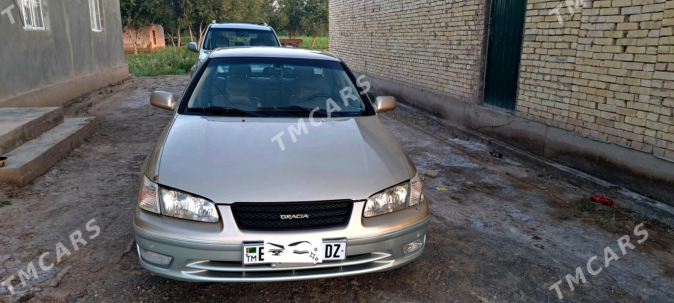 Toyota Camry 2002 - 160 000 TMT - Köneürgenç - img 2