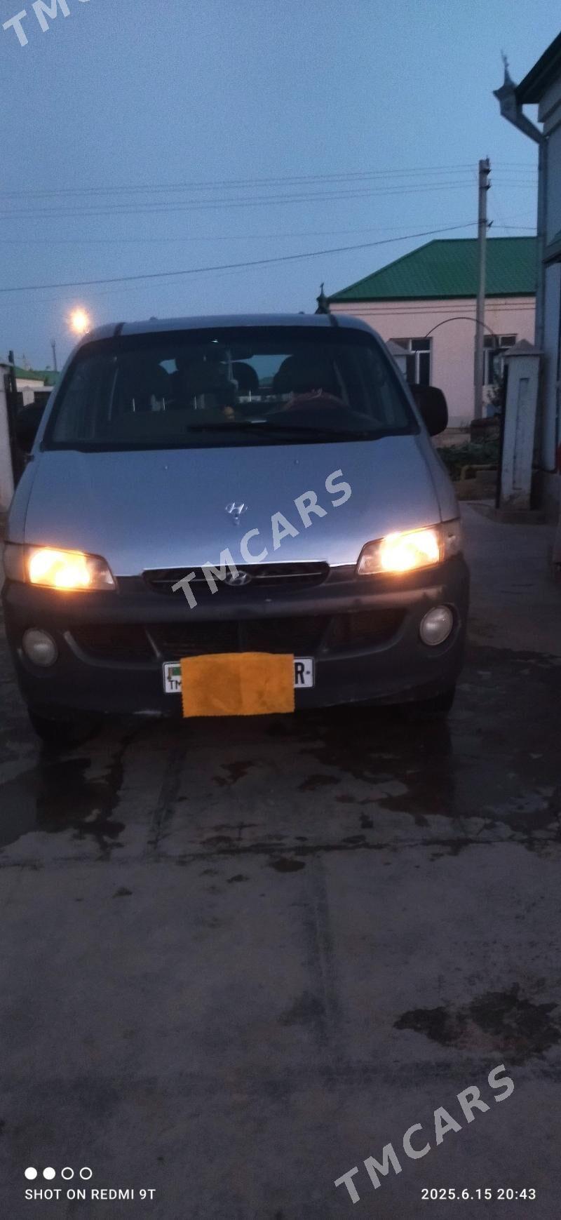 Hyundai H-1 2000 - 60 000 TMT - Sakarçäge - img 3
