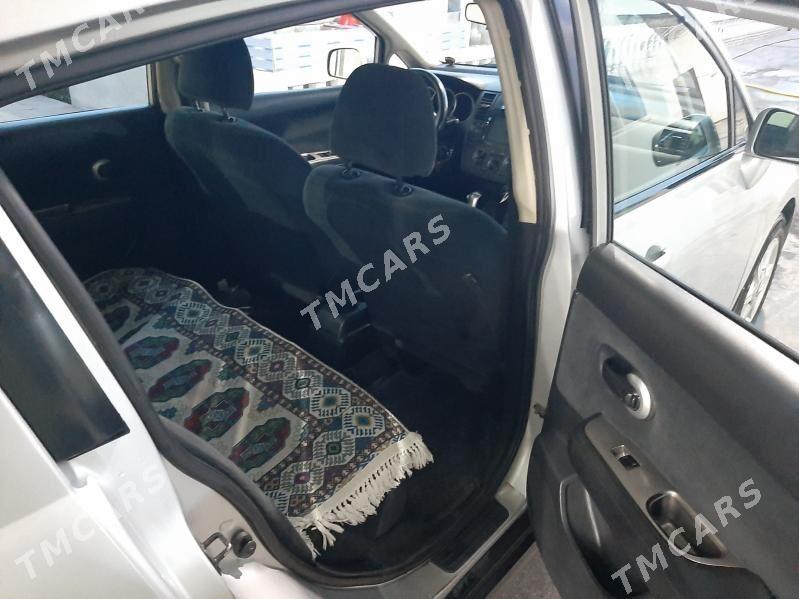 Nissan Versa 2011 - 130 000 TMT - Herrikgala - img 3