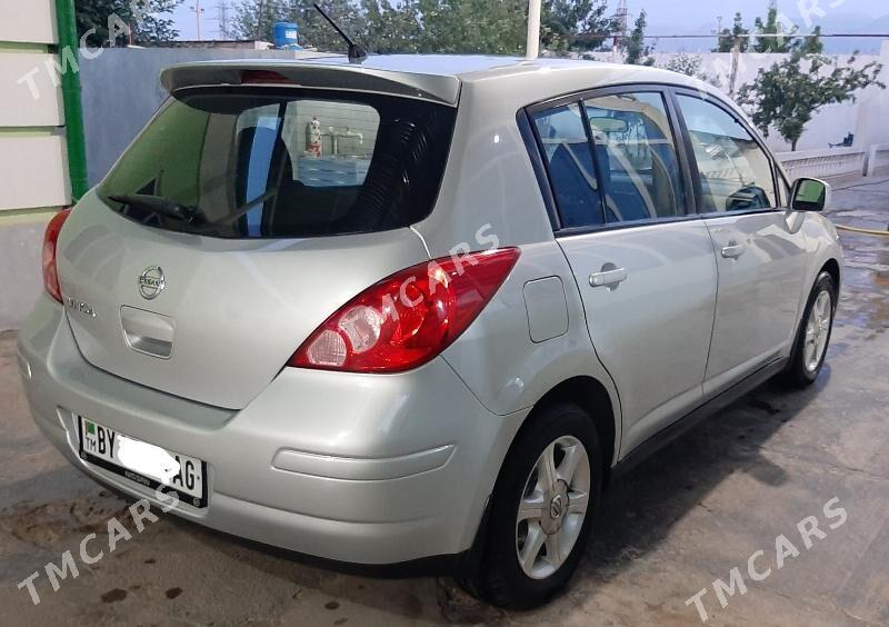 Nissan Versa 2011 - 130 000 TMT - Herrikgala - img 4