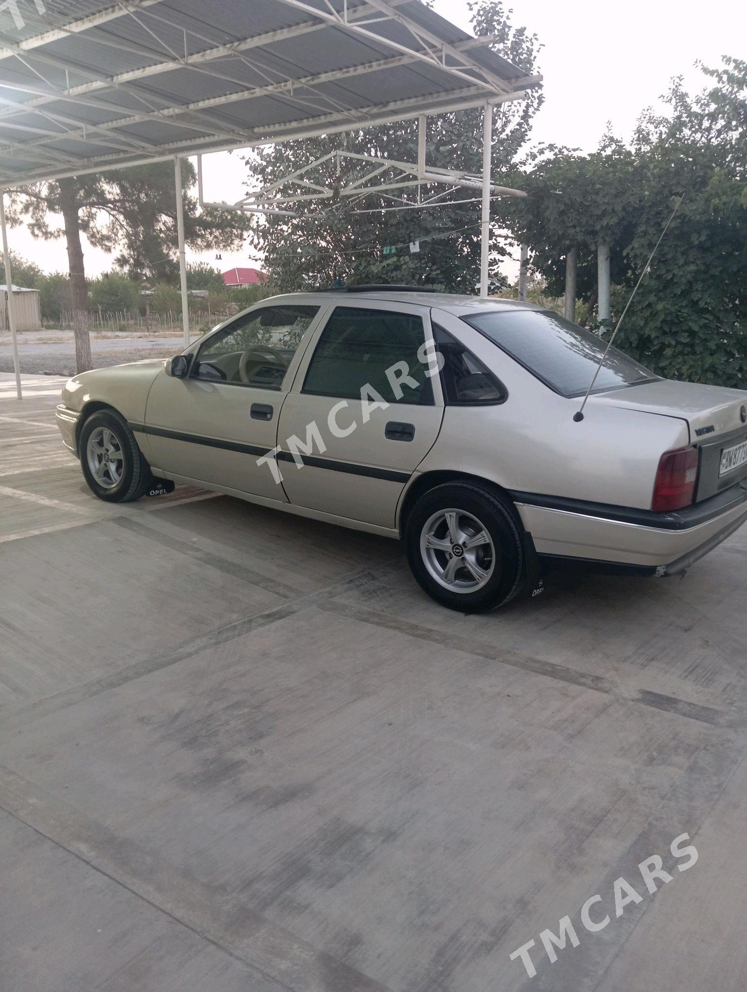 Opel Vectra 1992 - 34 000 TMT - Bäherden - img 3