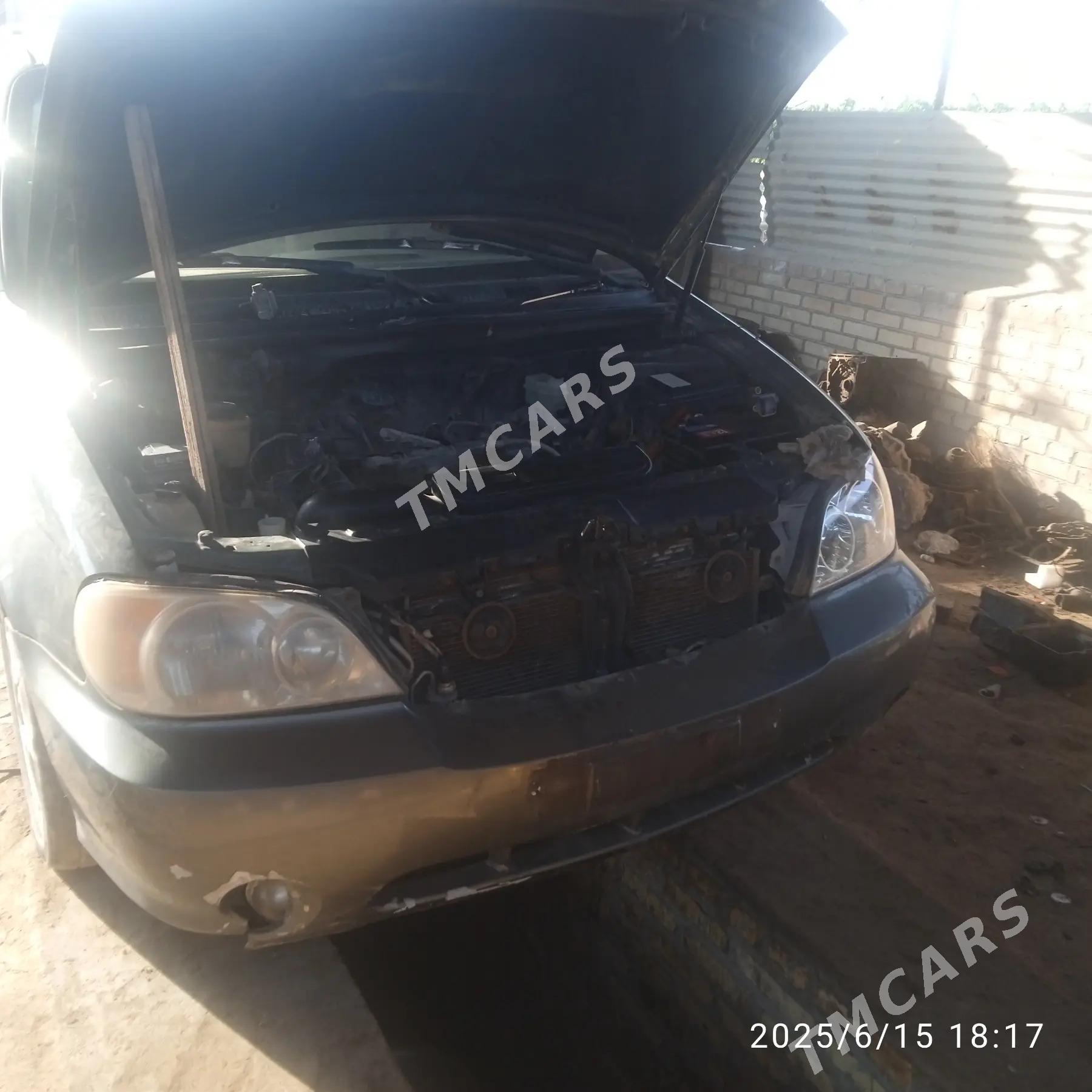 Kia Sedona 2003 - 50 000 TMT - Halaç - img 2