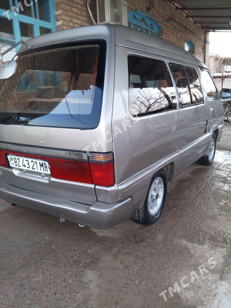 Toyota Town Ace 1989 - 25 000 TMT - Mary - img 4