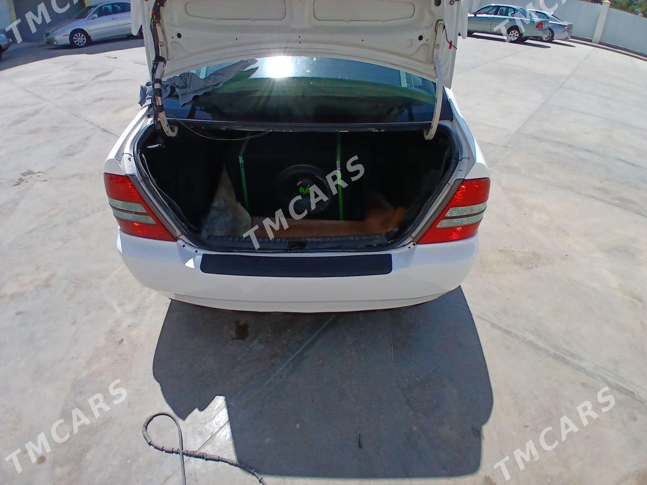 Toyota Corolla 2003 - 105 000 TMT - Чарджоу - img 3