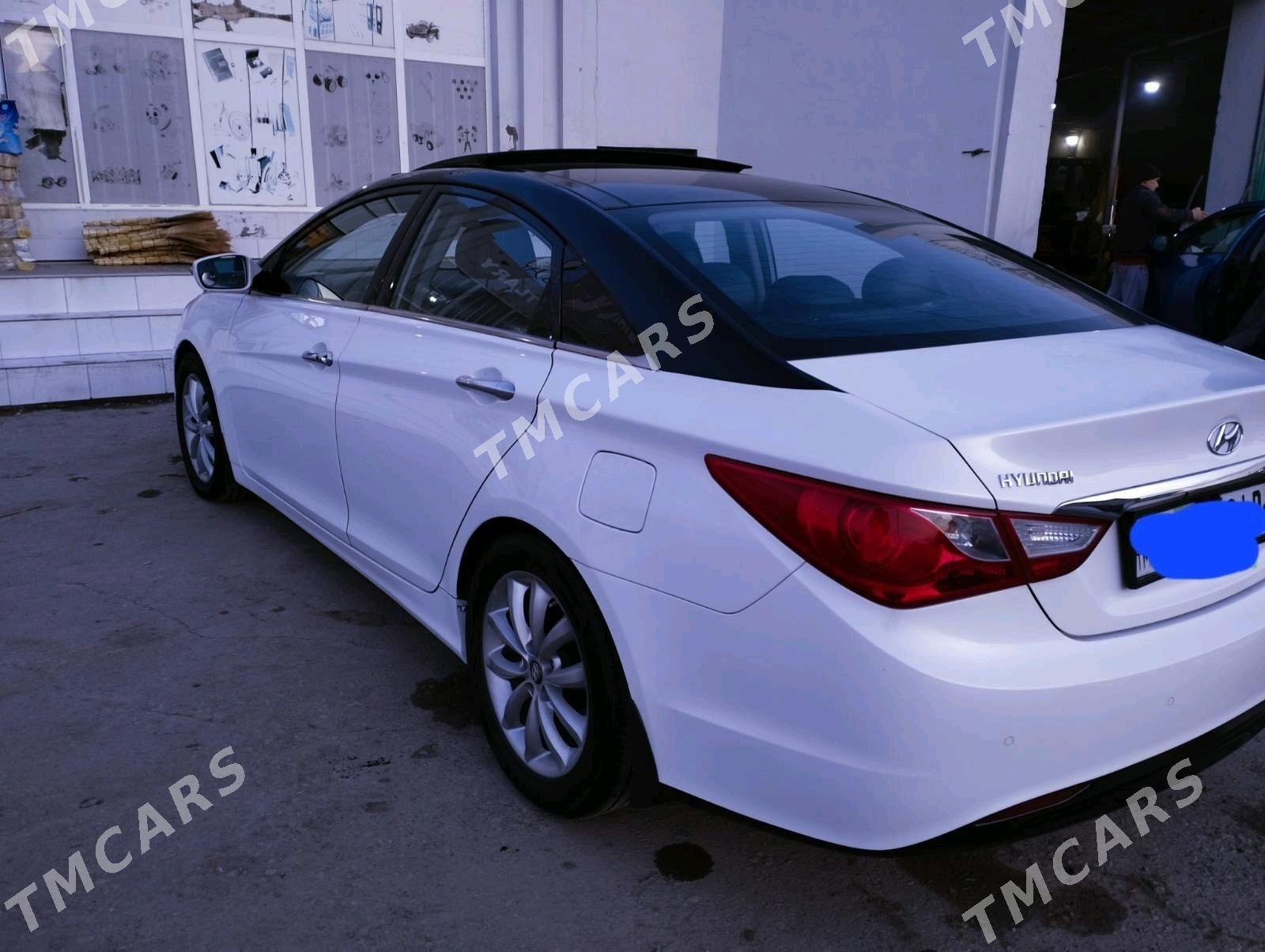 Hyundai Sonata 2011 - 160 000 TMT - Seýdi - img 4