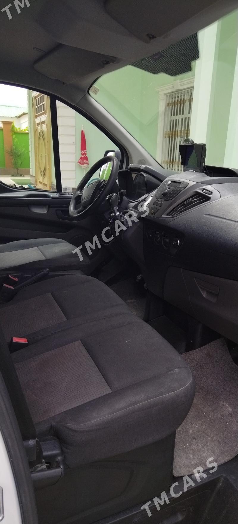 Ford Transit Cargo Van 2020 - 270 000 TMT - Балканабат - img 4