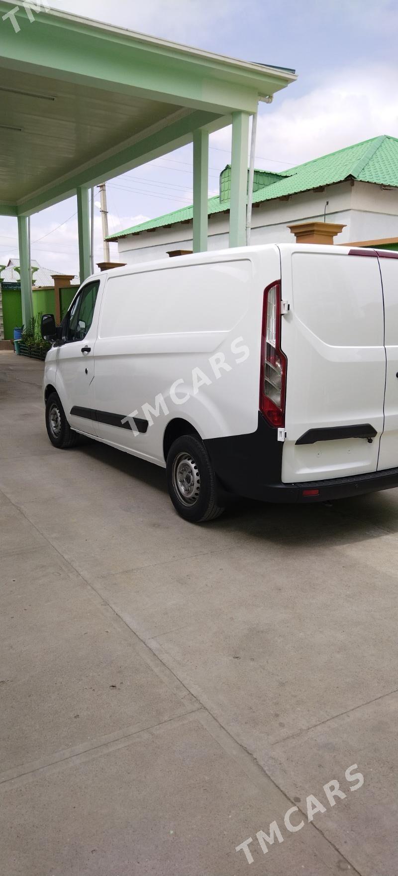 Ford Transit Cargo Van 2020 - 270 000 TMT - Балканабат - img 5