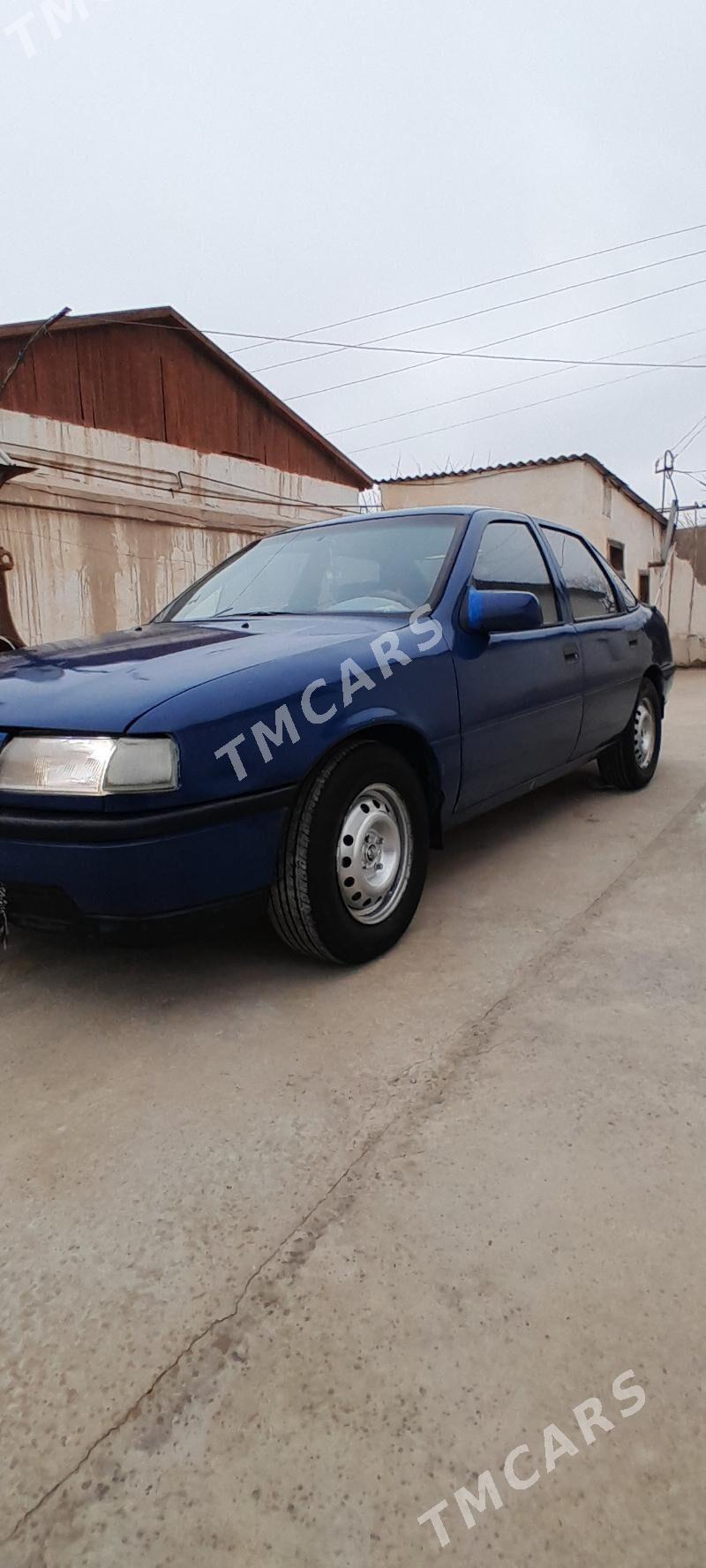 Opel Vectra 1991 - 25 000 TMT - Болдумсаз - img 3