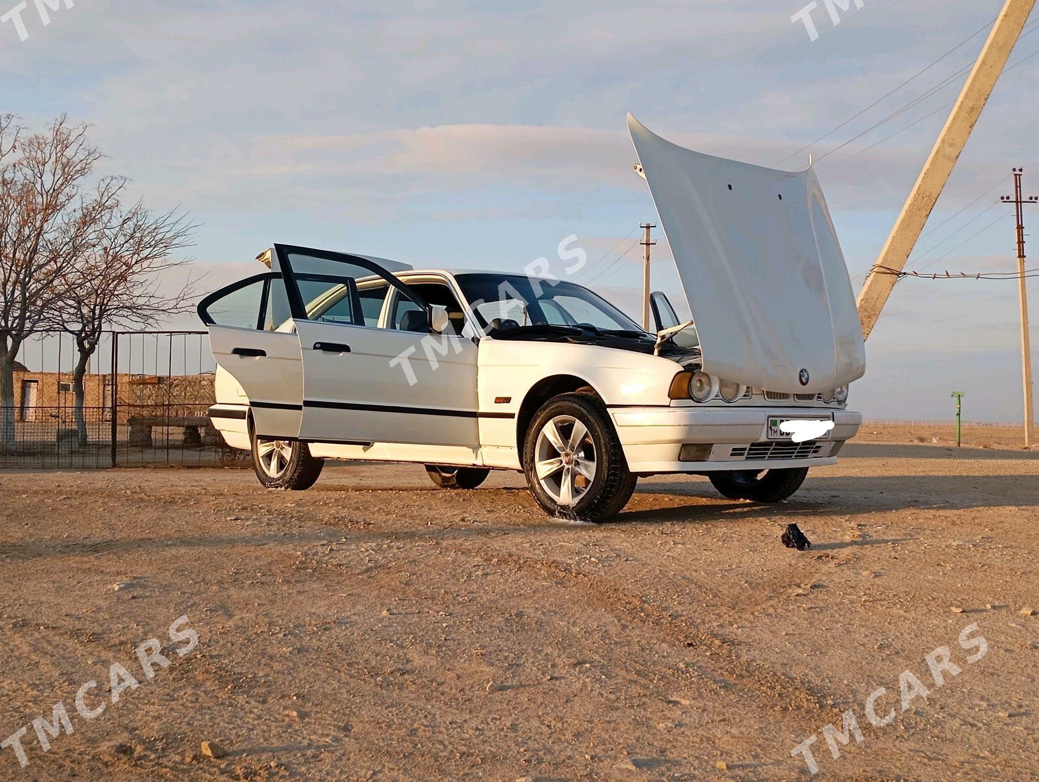 BMW 525 1990 - 52 000 TMT - Balkanabat - img 2