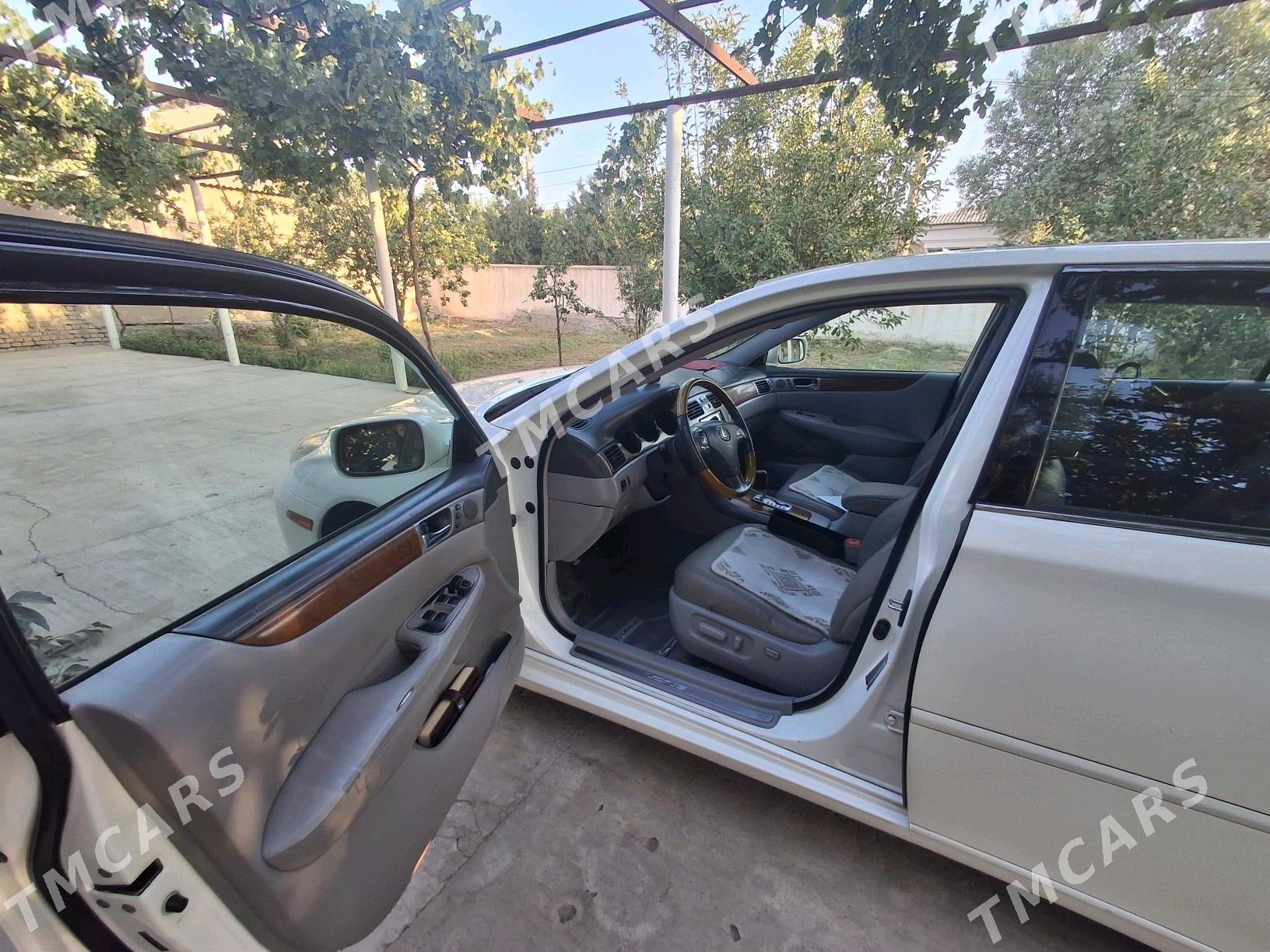 Lexus ES 330 2005 - 200 000 TMT - Кака - img 5