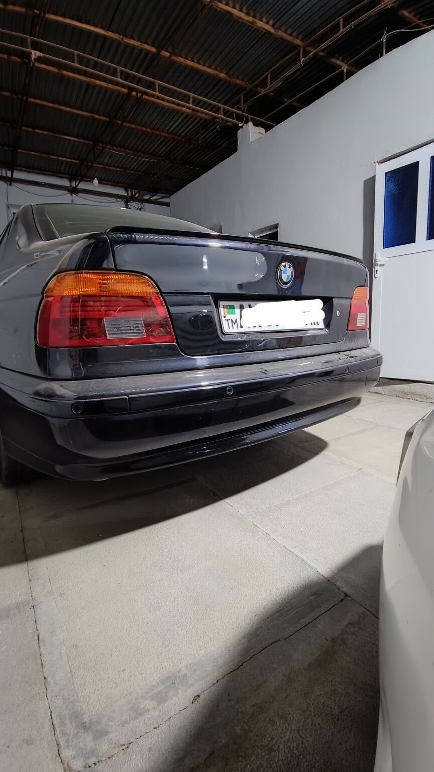 BMW E39 1998 - 72 000 TMT - Mary - img 3