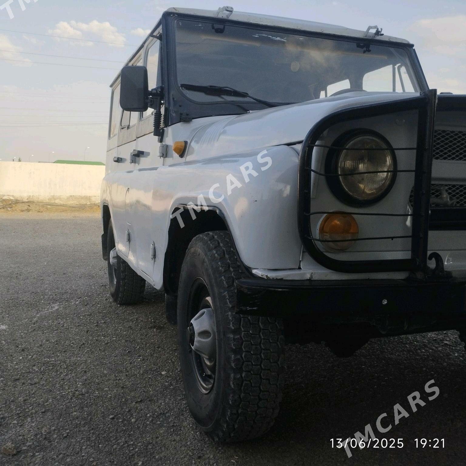 UAZ 469 2002 - 55 000 TMT - Bäherden - img 5