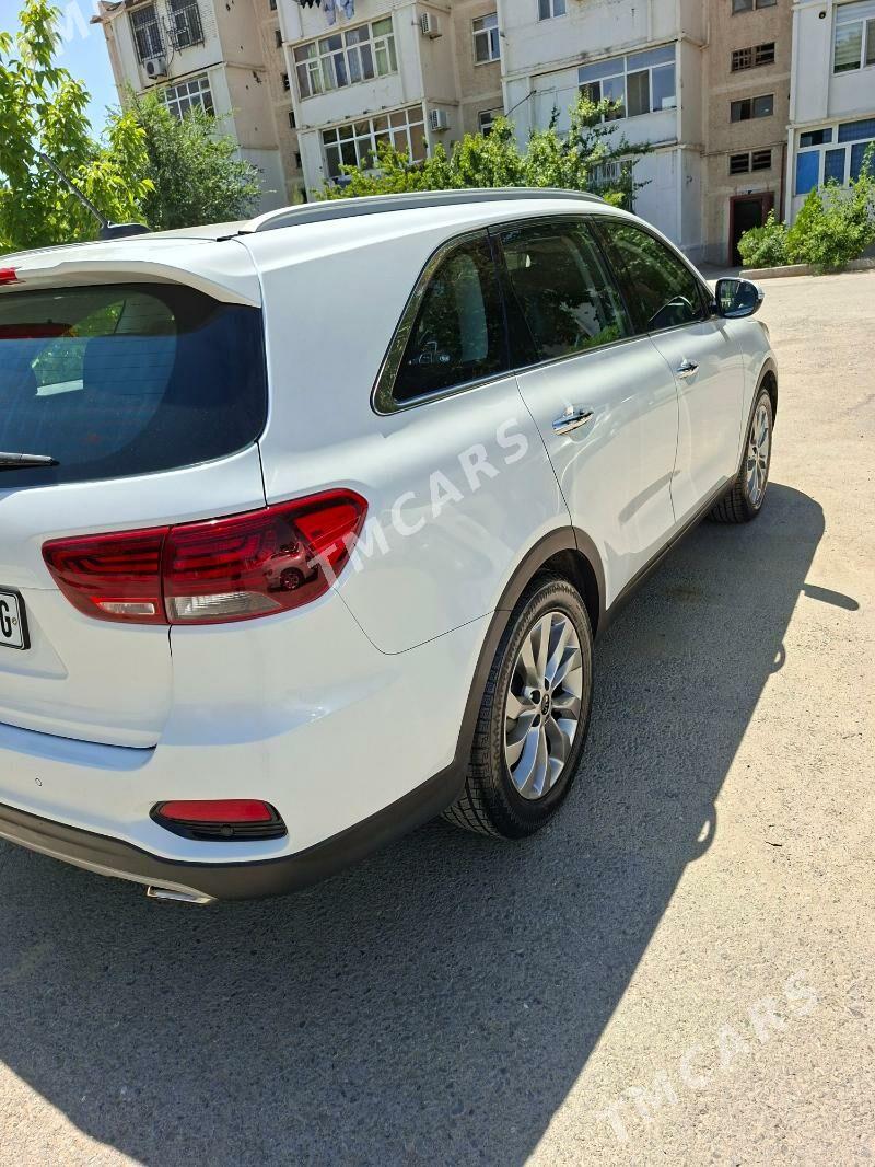 Kia Sorento 2020 - 350 000 TMT - 11 mkr - img 4