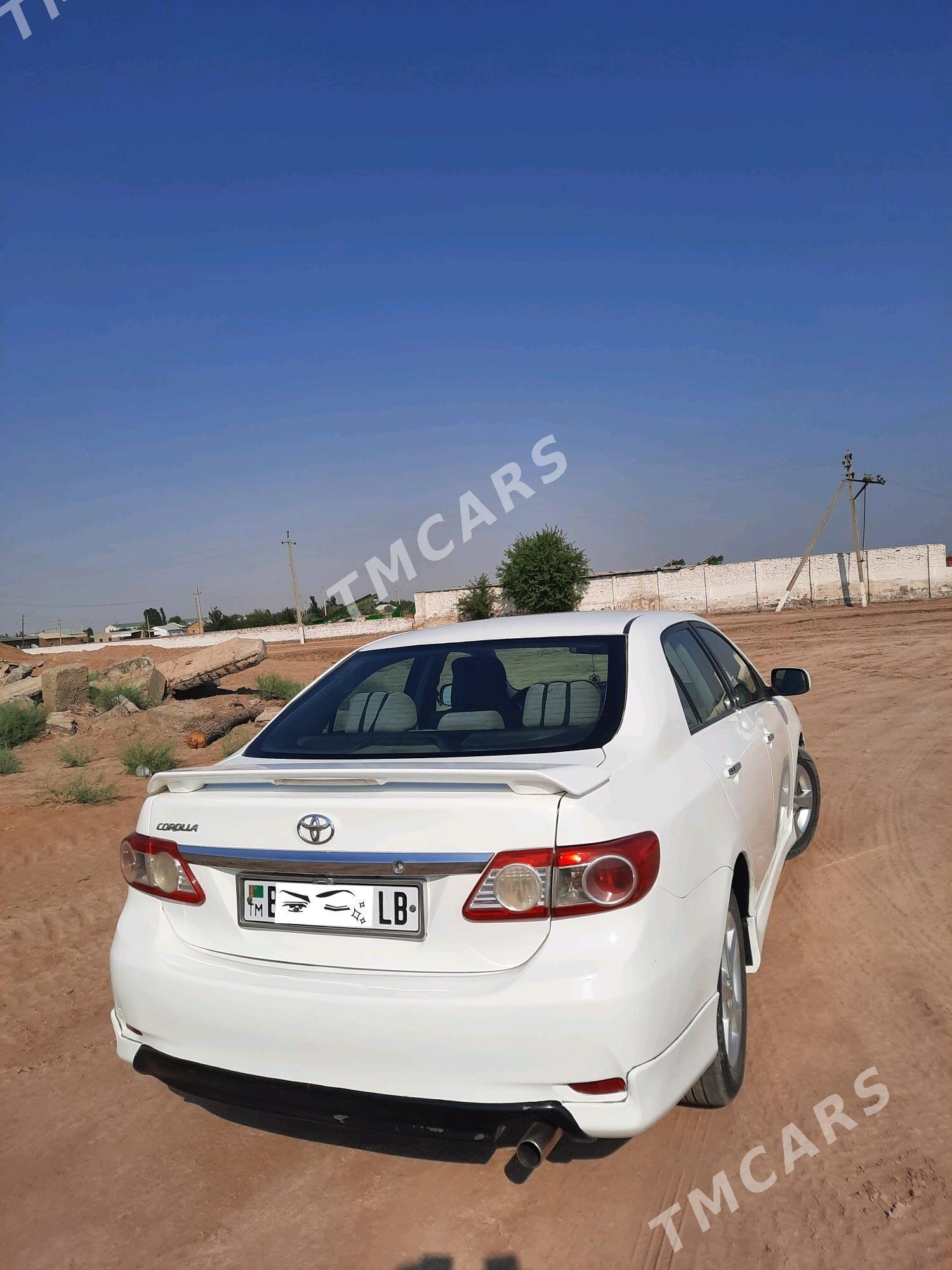 Toyota Corolla 2011 - 135 000 TMT - Ходжамбаз - img 2