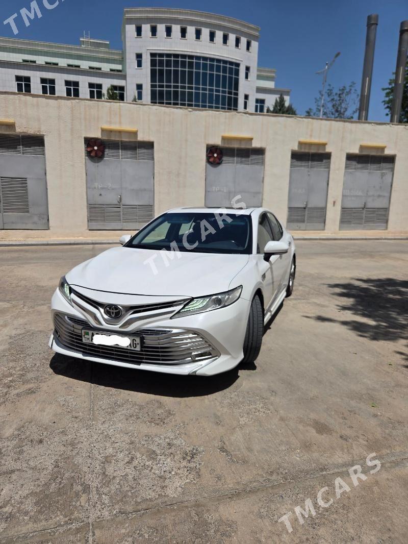 Toyota Camry 2018 - 320 000 TMT - Ашхабад - img 2