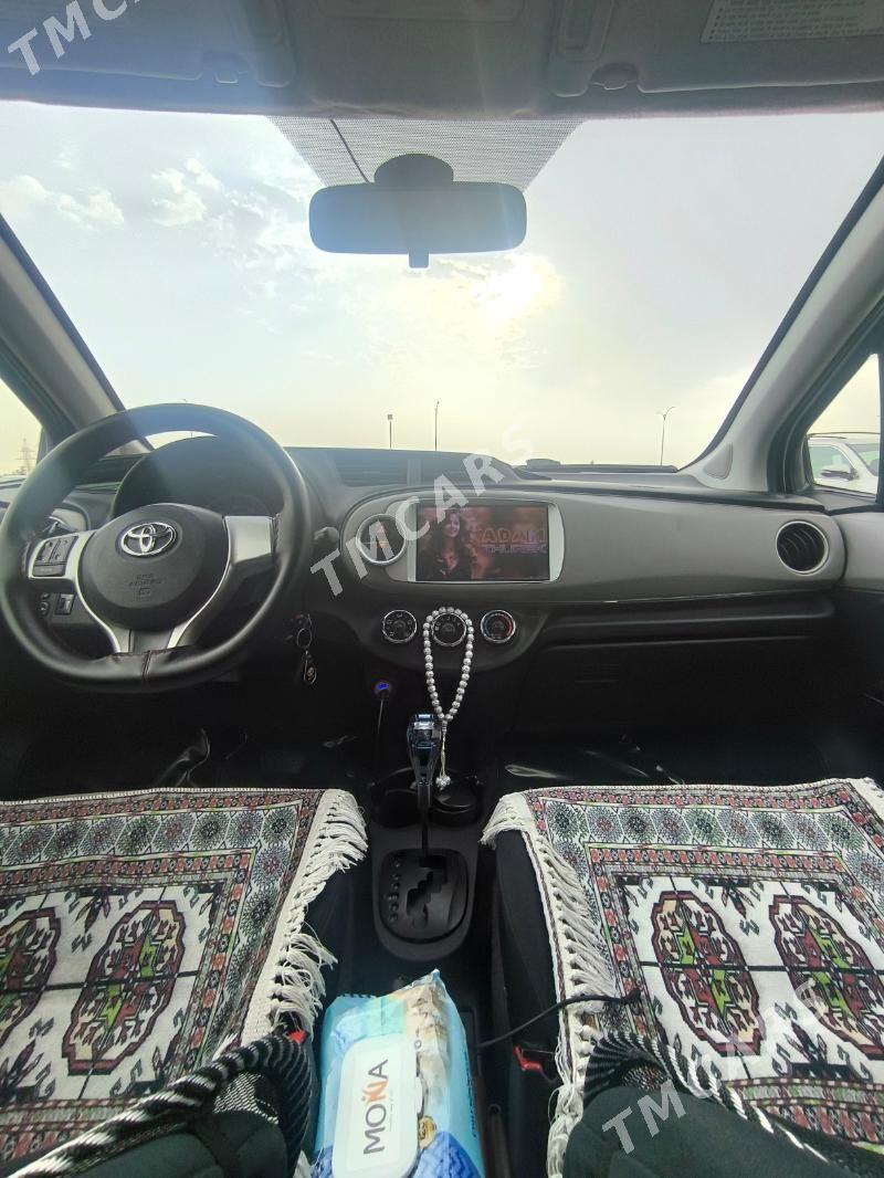 Toyota Yaris 2013 - 150 000 TMT - Мир 1 - img 2