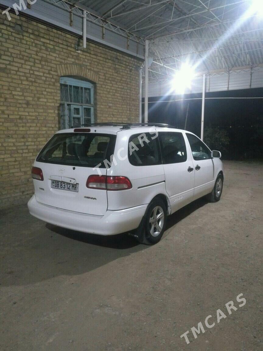 Toyota Sienna 2002 - 130 000 TMT - Murgap - img 2