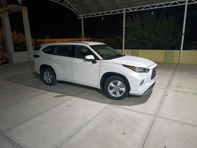 Toyota Highlander 2021 - 550 000 TMT - Seýdi - img 6