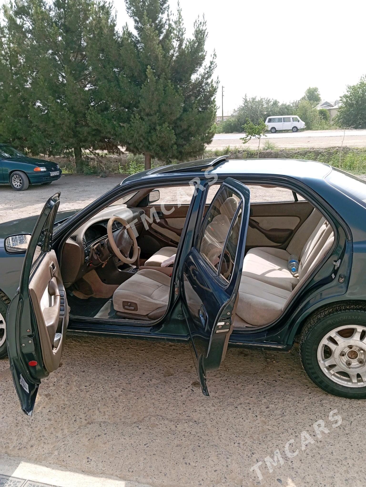 Toyota Camry 1994 - 88 000 TMT - Mary - img 3