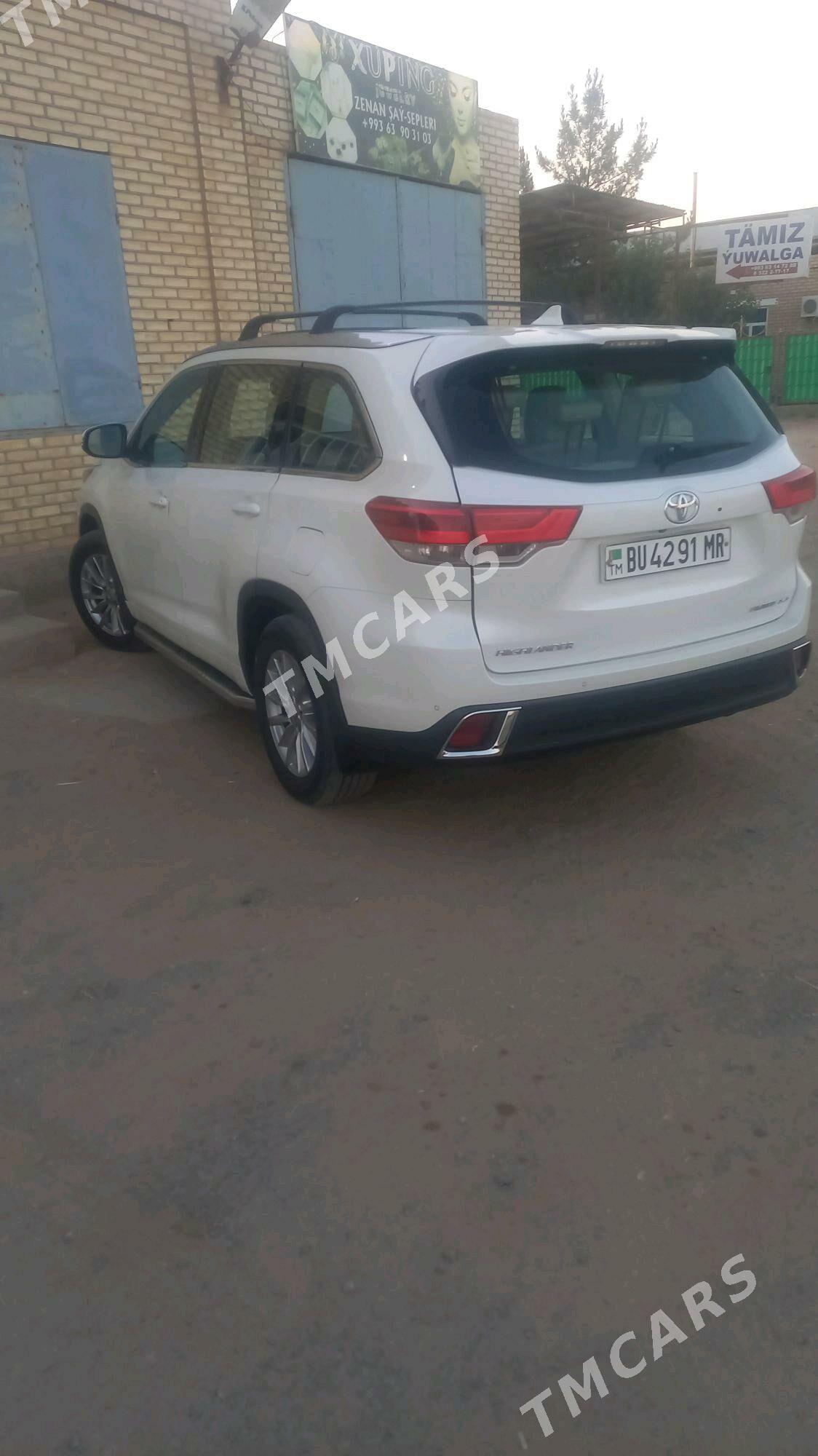 Toyota Highlander 2017 - 390 000 TMT - Mary - img 4
