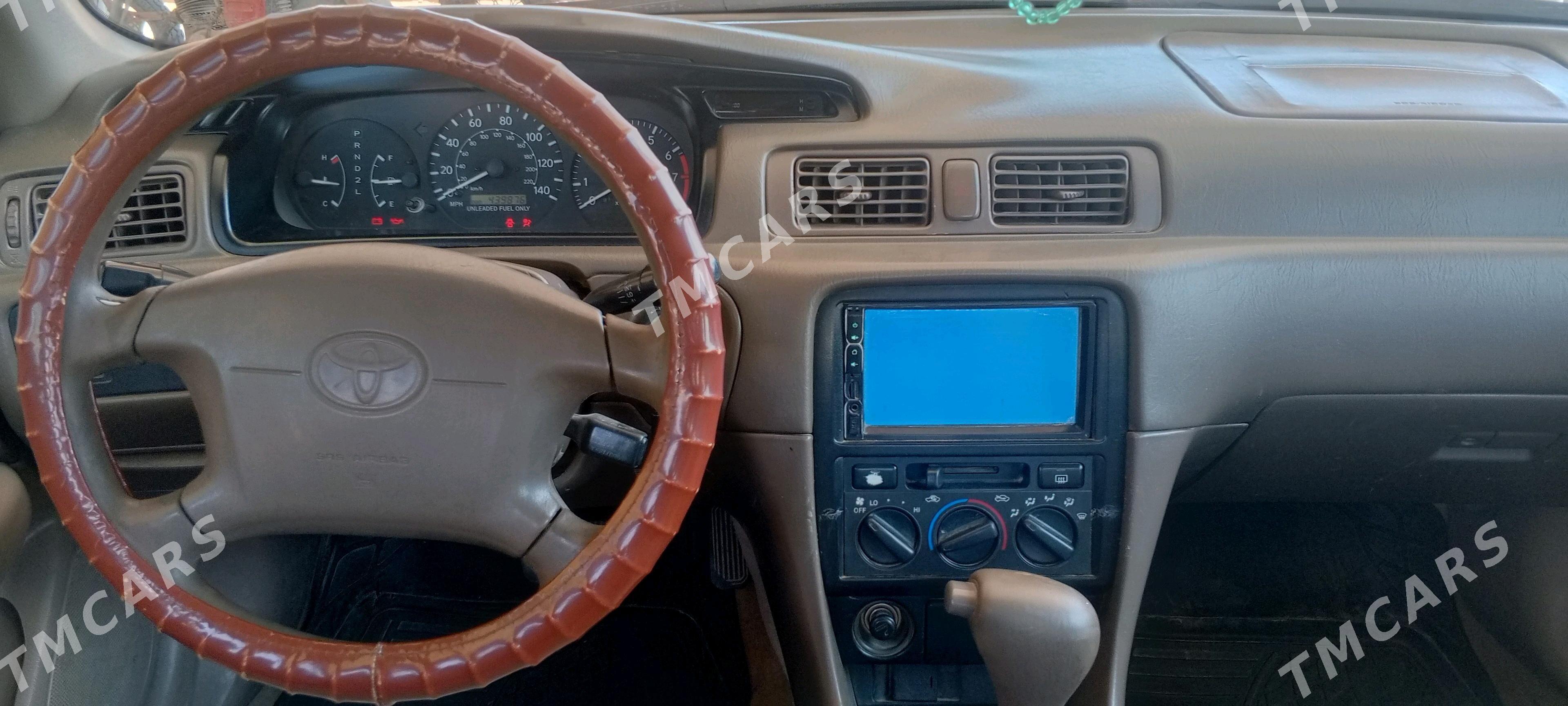 Toyota Camry 1997 - 95 000 TMT - Baýramaly - img 3