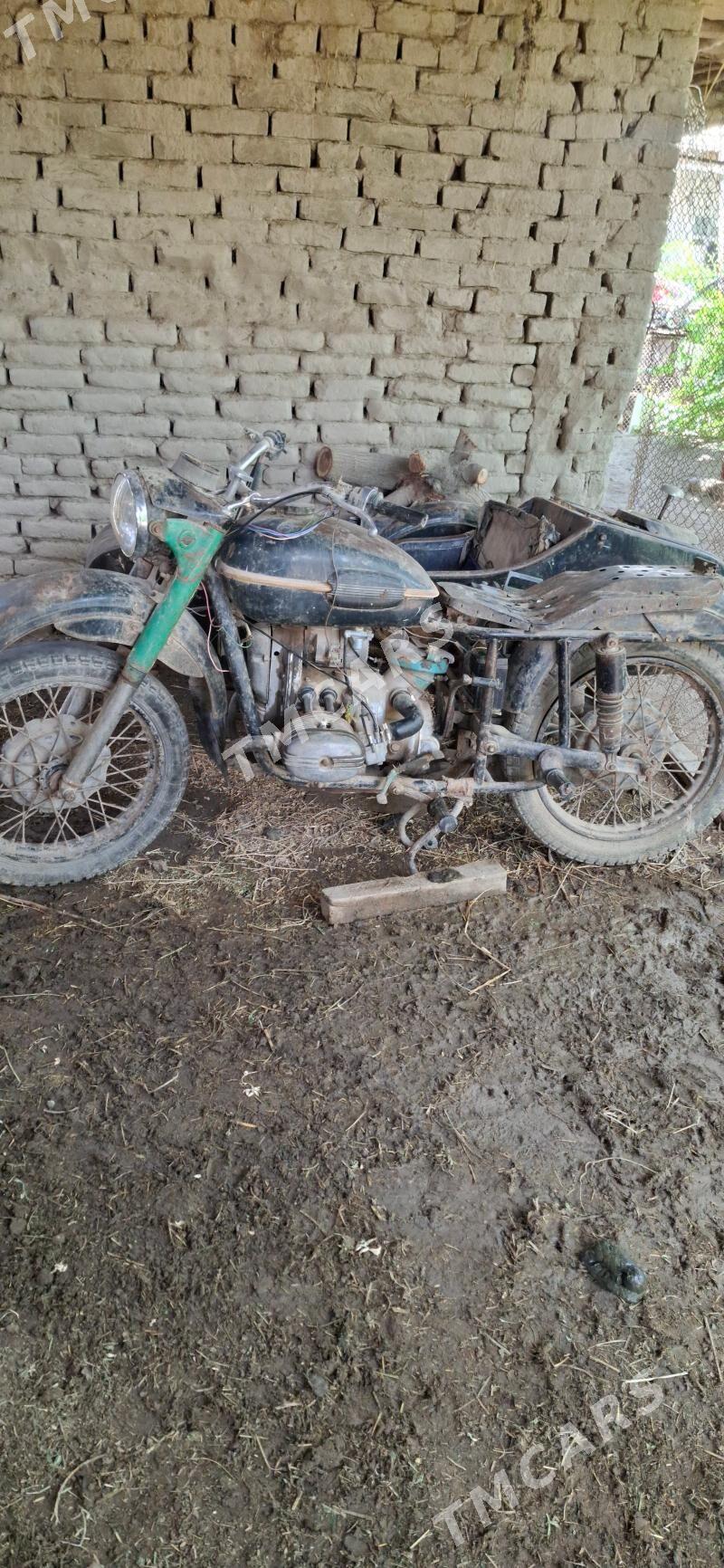 Ural 4320 1985 - 4 000 TMT - Şabat etr. - img 1