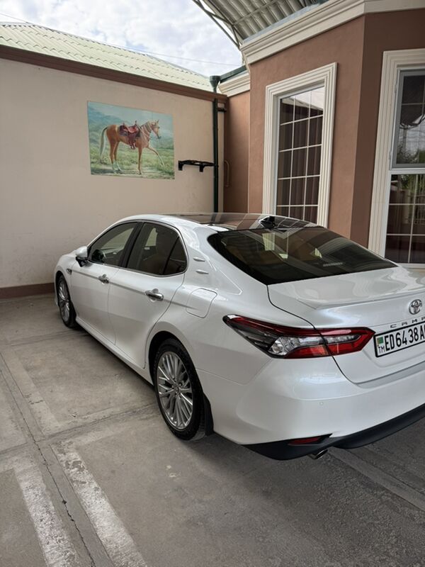 Toyota Camry 2023 - 630 000 TMT - Aşgabat - img 5