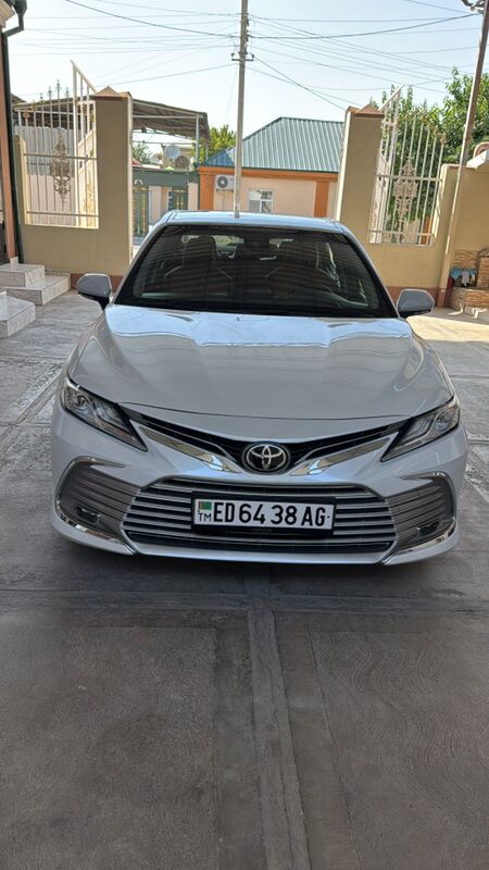 Toyota Camry 2023 - 630 000 TMT - Aşgabat - img 8