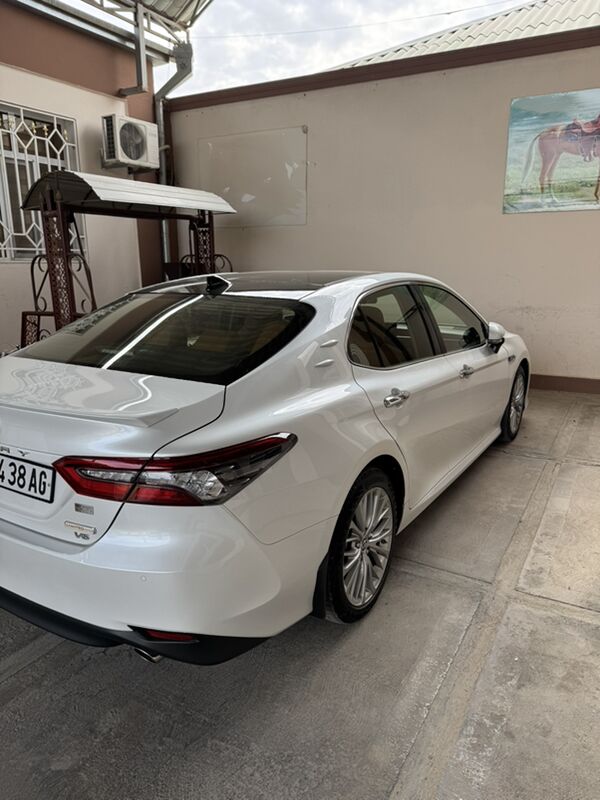 Toyota Camry 2023 - 630 000 TMT - Aşgabat - img 9