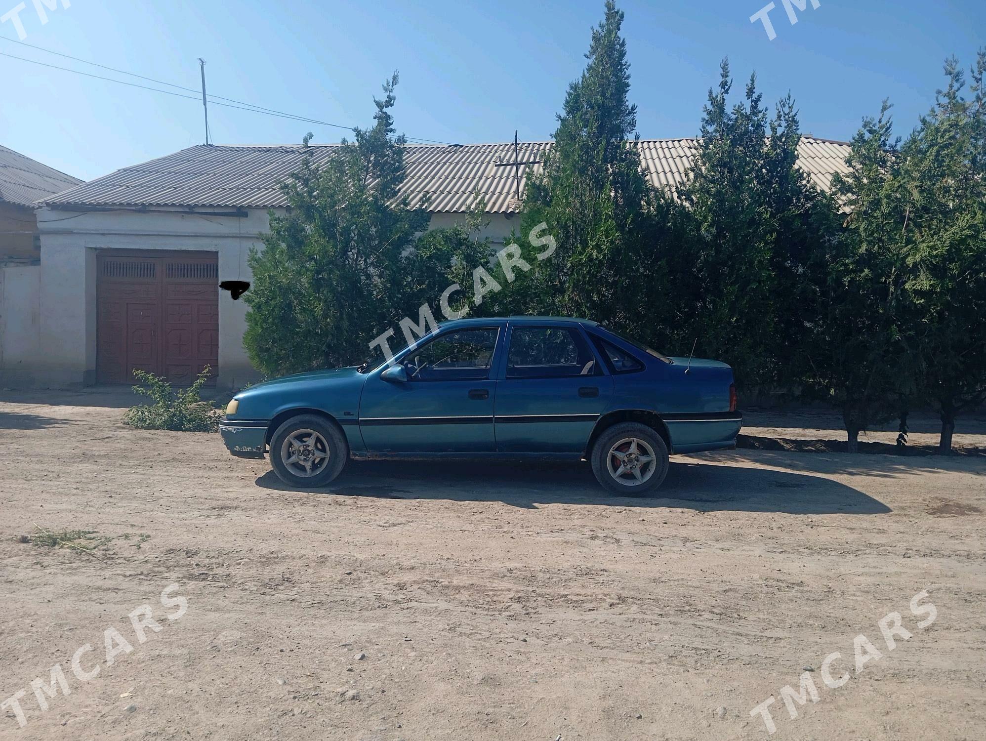 Opel Vectra 1993 - 25 000 TMT - Boldumsaz - img 2