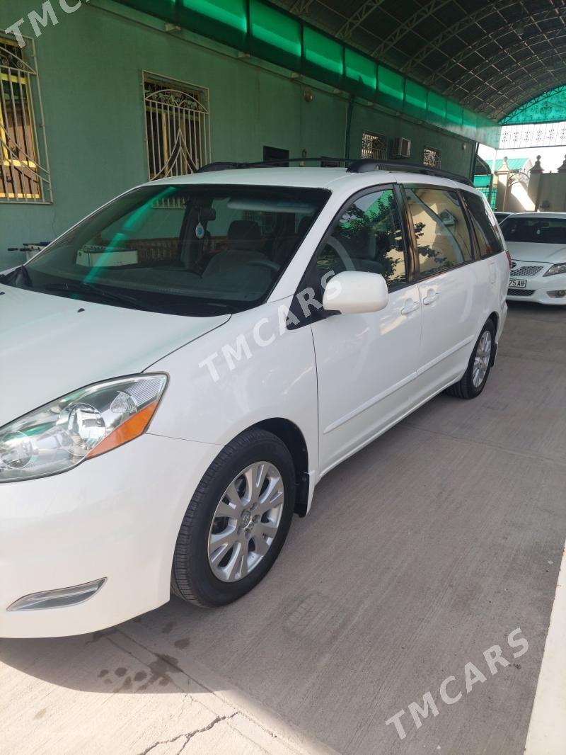 Toyota Sienna 2008 - 215 000 TMT - Ашхабад - img 5