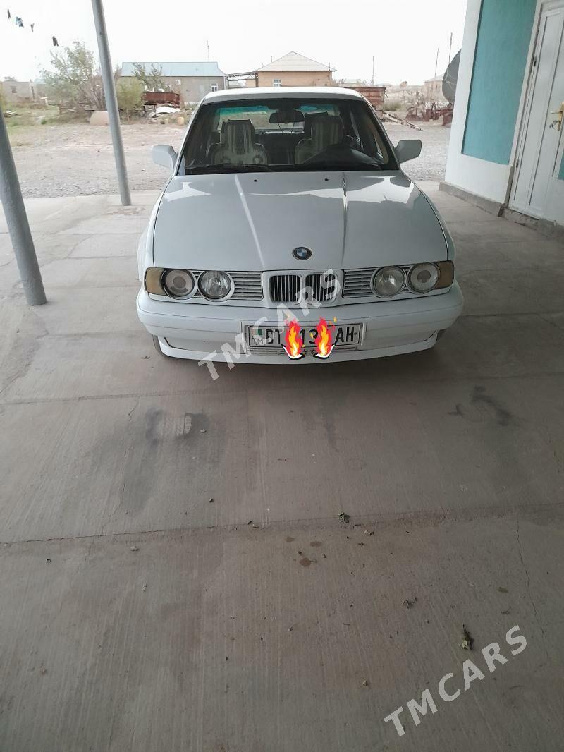 BMW 525 1990 - 30 000 TMT - Sarahs - img 2