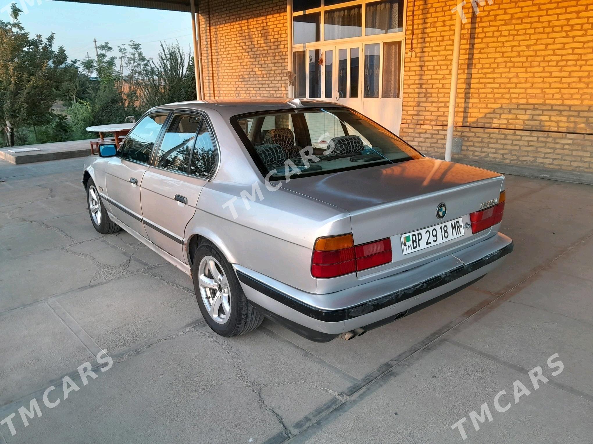BMW 525 1993 - 35 000 TMT - Мары - img 5