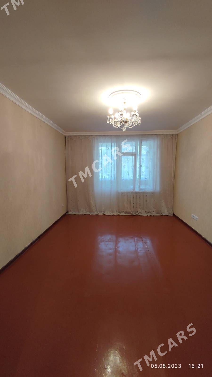 Satlyk/Продается 5 мкр, 4 ком. - 5 мкр - img 3