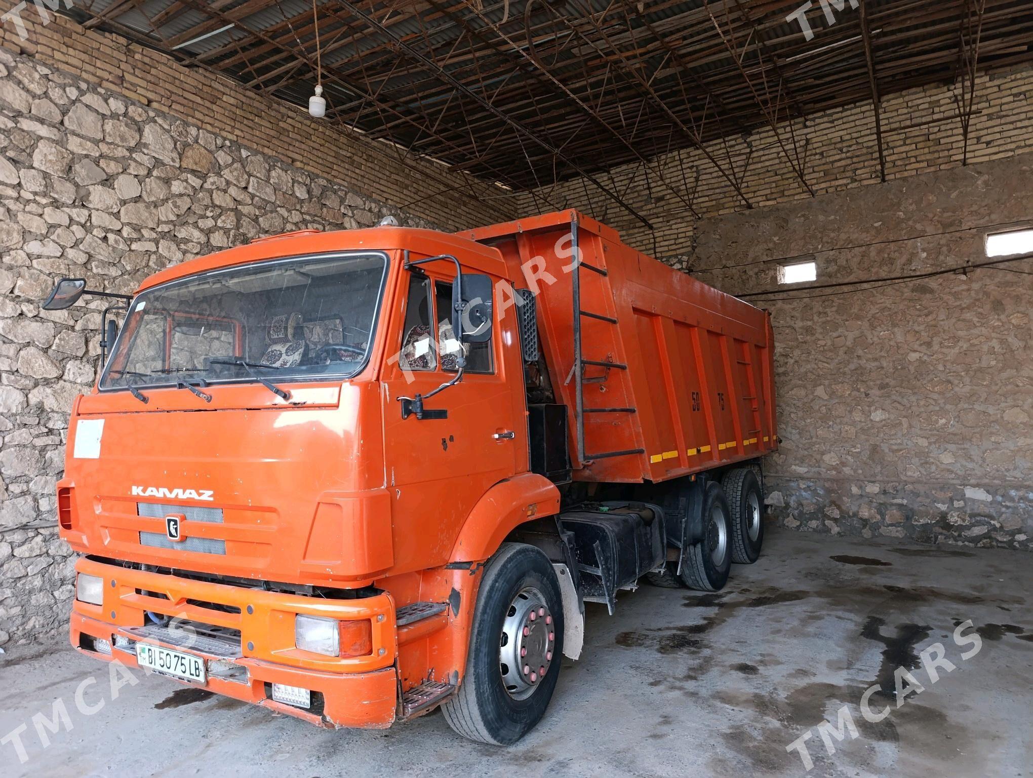 Kamaz 6520 2012 - 320 000 TMT - Керки - img 3