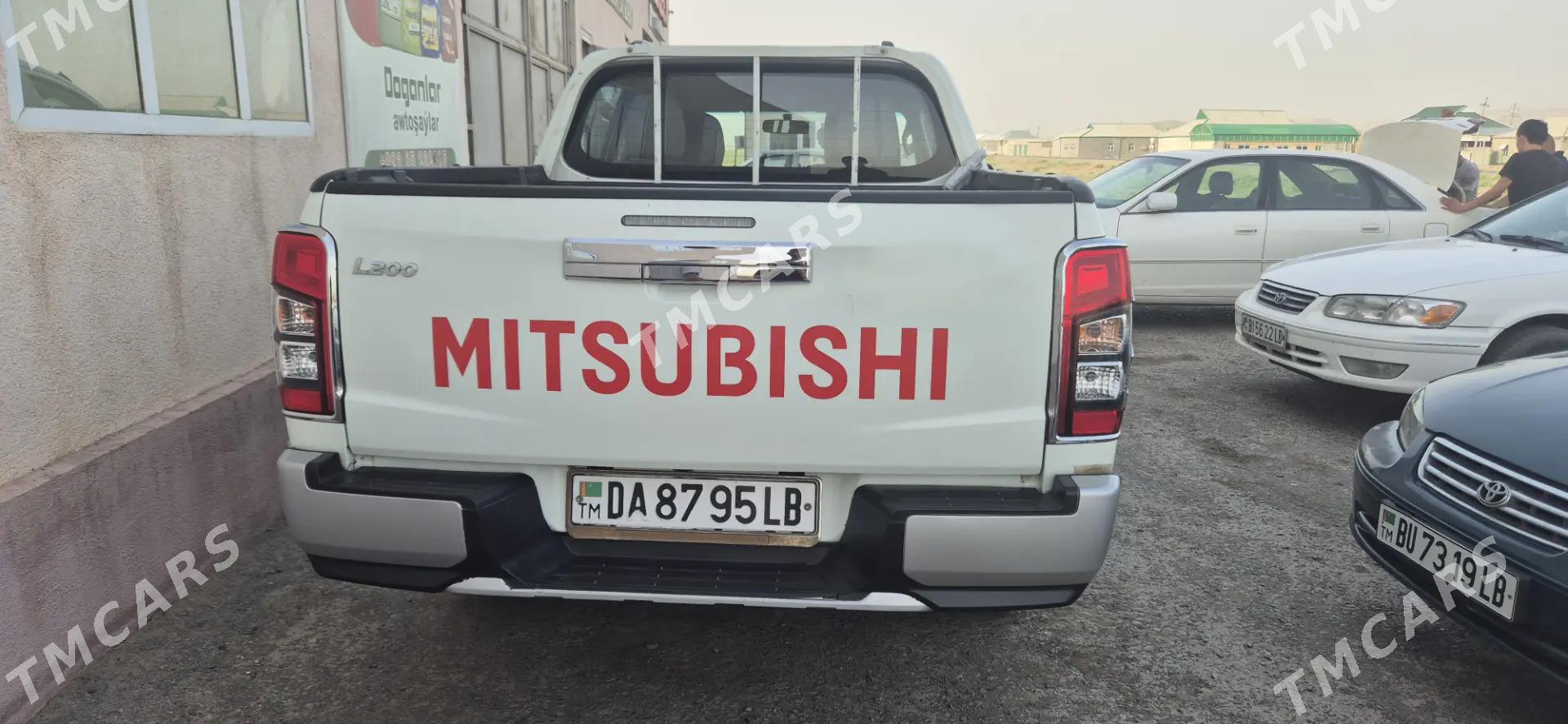 Mitsubishi L200 2022 - 320 000 TMT - Магданлы - img 4
