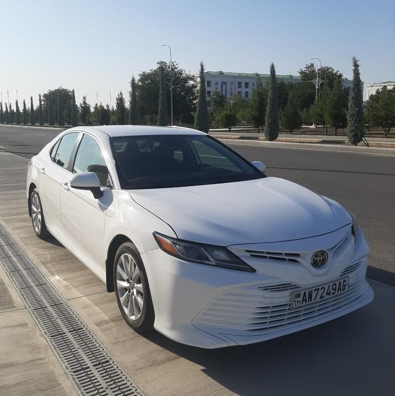 Toyota Camry 2019 - 295 000 TMT - Aşgabat - img 3