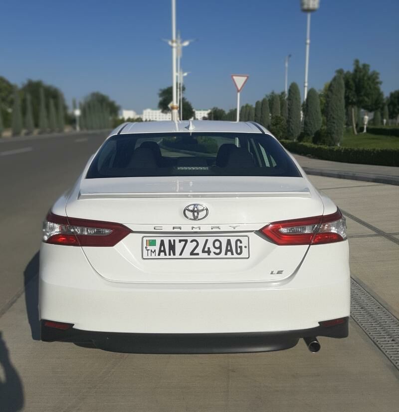 Toyota Camry 2019 - 295 000 TMT - Aşgabat - img 4