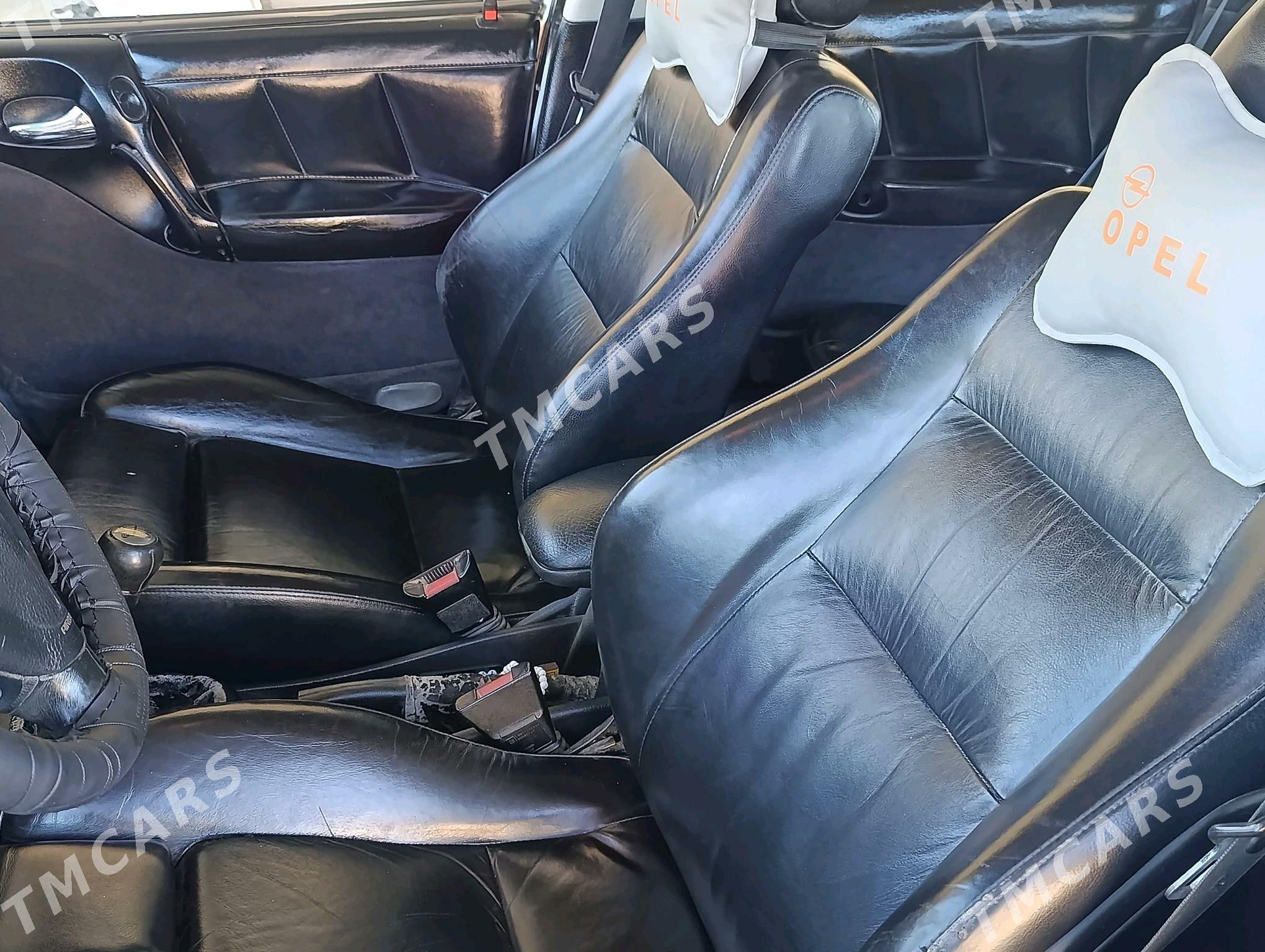 Opel Vectra 1999 - 48 000 TMT - Мургап - img 6