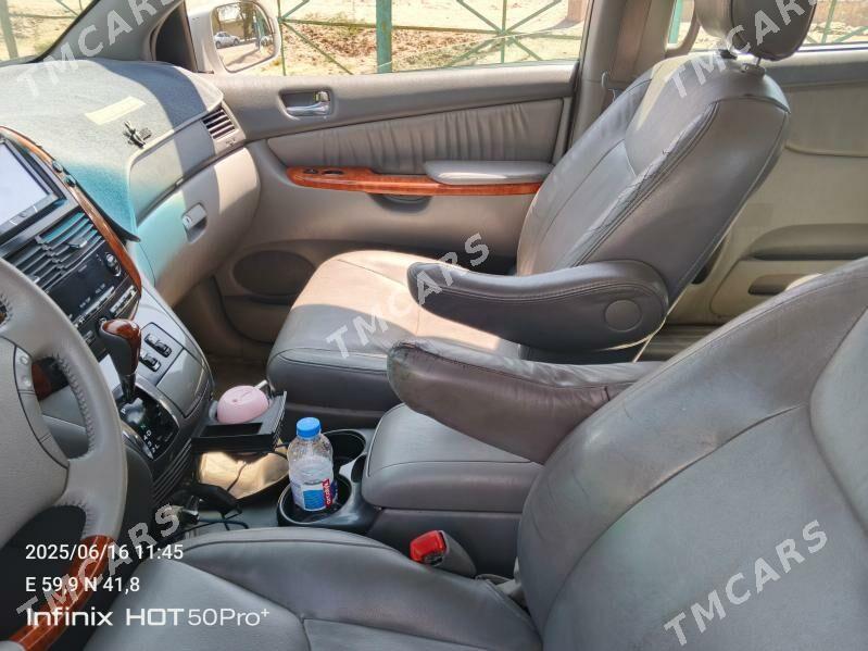 Toyota Sienna 2008 - 200 000 TMT - Дашогуз - img 6