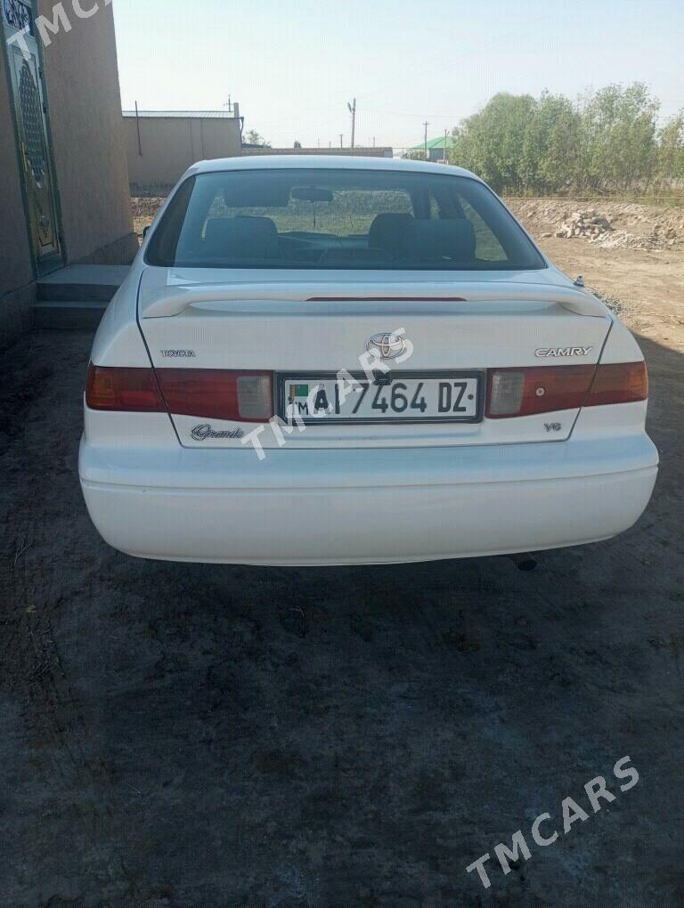 Toyota Camry 2000 - 136 000 TMT - Görogly (Tagta) - img 3