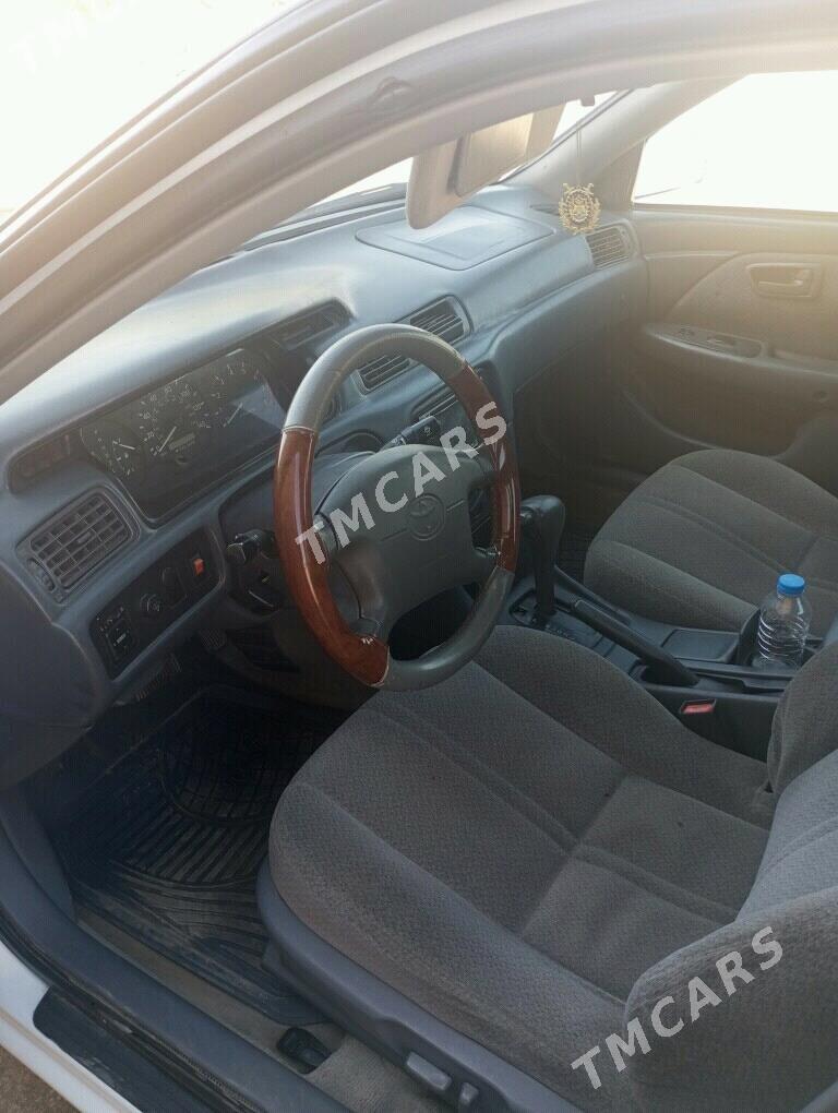 Toyota Camry 2000 - 136 000 TMT - Görogly (Tagta) - img 4