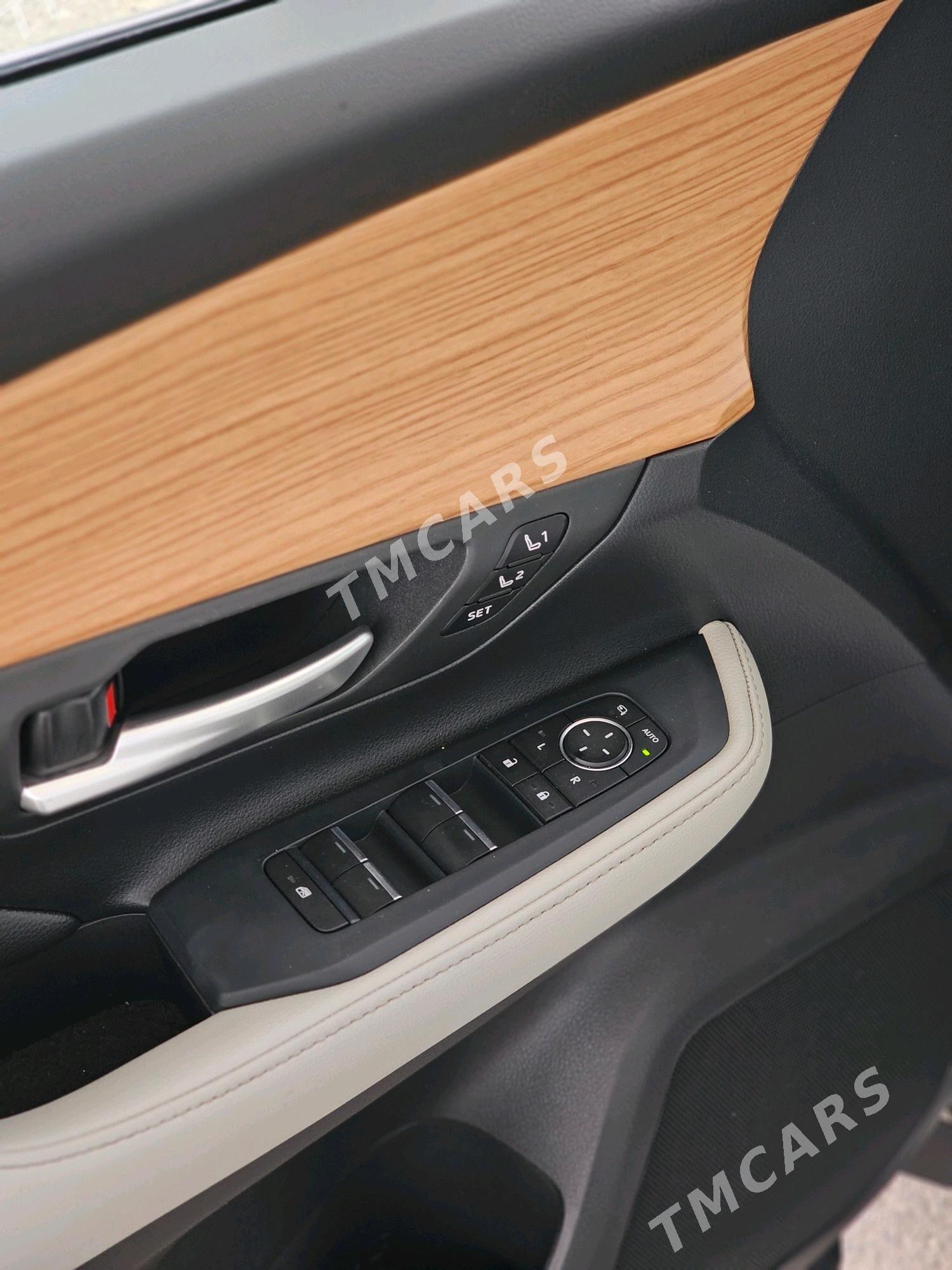 Toyota Grand Highlander 2024 - 785 000 TMT - Мары - img 8