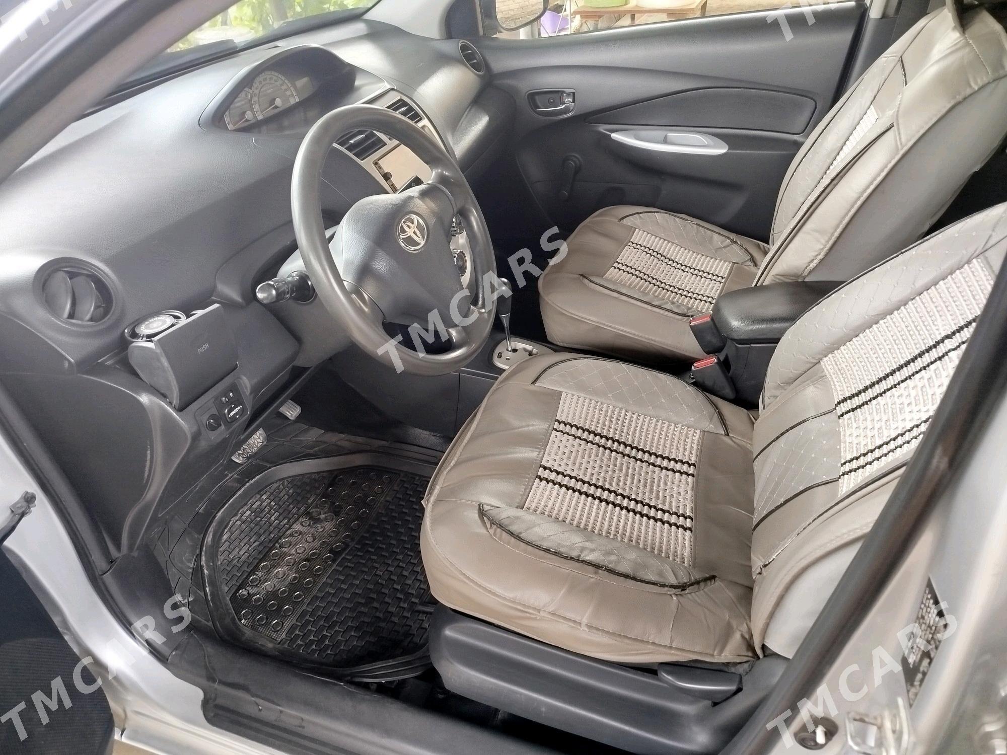 Toyota Yaris 2007 - 98 000 TMT - Дашогуз - img 3