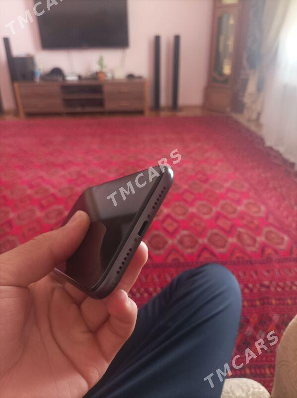 iphone 11 75 - ул. Подвойского (Битарап Туркменистан шаёлы) - img 7